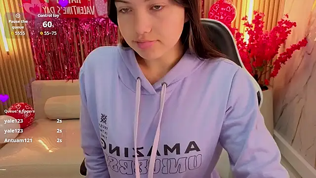 Snapshot of venus_velvet_tp chatting on February 19, 12:35 pm venus velvet tp online show from February 19, 12:35 pm