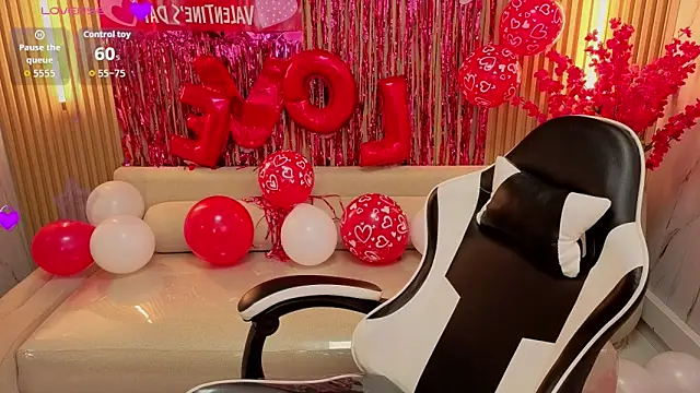 Snapshot of venus_velvet_tp chatting on February 16, 12:59 pm venus velvet tp online show from February 16, 12:59 pm