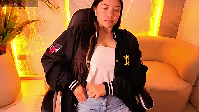 venus velvet tp online show from March 25, 1:10 pm