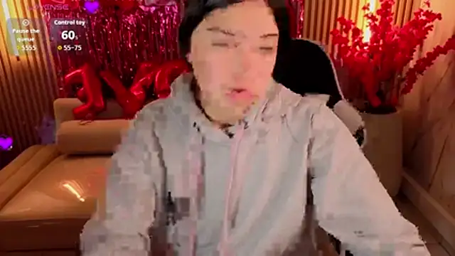 Snapshot of venus_velvet_tp chatting on February 13, 12:49 pm venus velvet tp online show from February 13, 12:49 pm