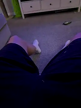 Snapshot of cumtoomuch25 chatting on December 2, 5:36 pm cumtoomuch25 online show from December 2, 5:36 pm