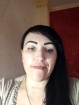 ArianaXFresh online show from November 15, 11:25 am