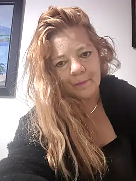 karlaanqui1 online show from April 5, 11:28 am