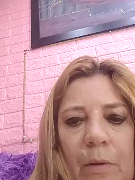 karlaanqui1 online show from May 11, 4:04 pm