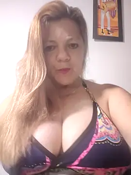 karlaanqui1 online show from March 19, 10:04 am