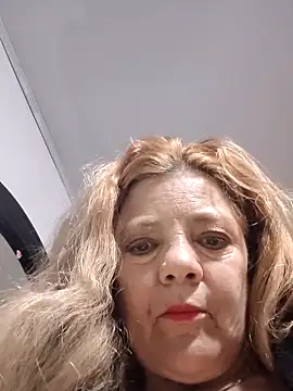 karlaanqui1 online show from February 17, 11:40 am