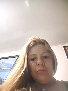 karlaanqui1 online show from April 22, 10:22 am