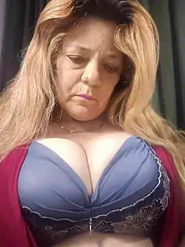 karlaanqui1 online show from January 13, 2:15 am