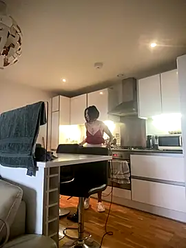 VenusEliteCo online show from November 10, 9:03 am