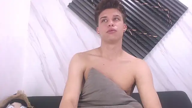 Liam York  online show from March 4, 11:29 am