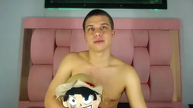 Liam York  online show from November 25, 7:36 pm