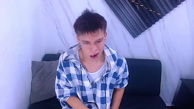 Liam York  online show from March 9, 2:31 pm