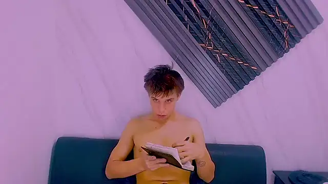 Liam York  online show from April 15, 4:33 pm