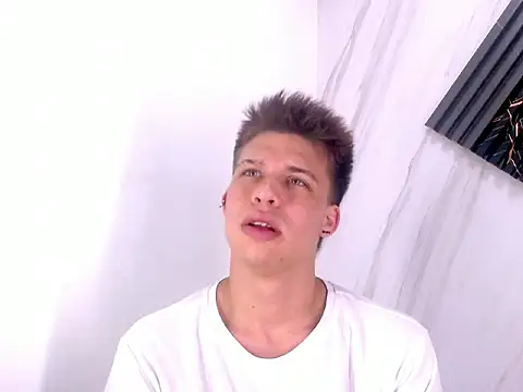 Liam York  online show from February 22, 7:22 am