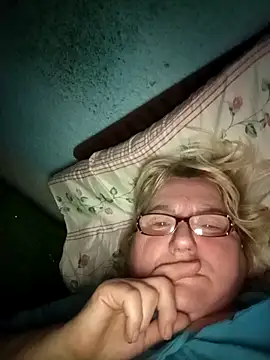 MilaTamila456 online show from December 2, 3:07 am