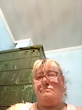 MilaTamila456 online show from November 12, 10:02 pm