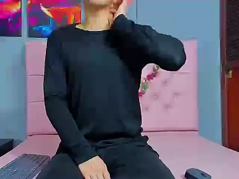 ElanGiraldo online show from November 19, 10:21 pm