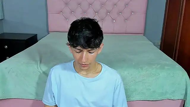 ElanGiraldo online show from January 9, 10:06 pm