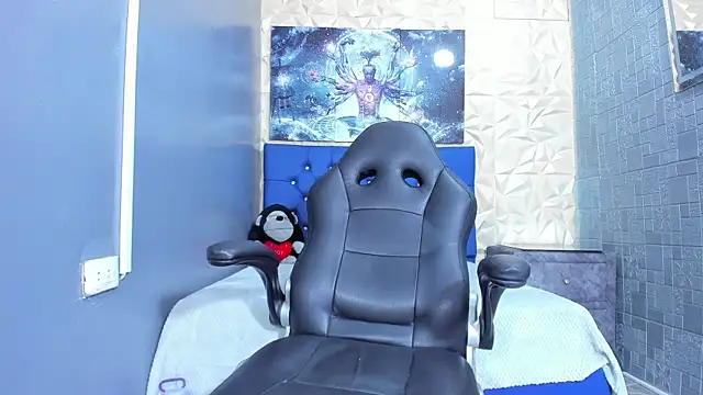 ElanGiraldo online show from May 19, 11:23 pm