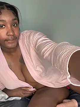 Snapshot of ToyaThick chatting on January 15, 6:33 pm ToyaThick online show from January 15, 6:33 pm