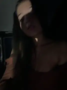 EmmiiGlow online show from May 22, 11:25 pm