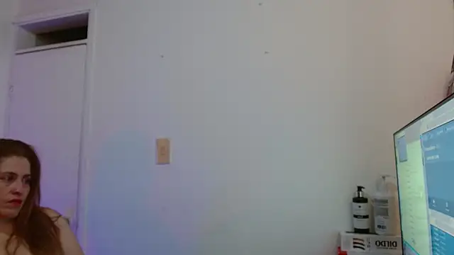 dayan hanks online show from January 17, 10:24 pm