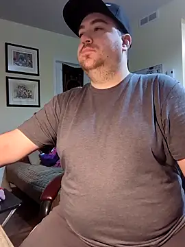 Snapshot of GayPoohBear chatting on November 9, 4:27 am GayPoohBear online show from November 9, 4:27 am