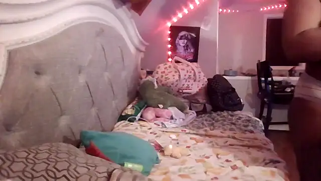 Dusaa  online show from February 11, 5:40 am