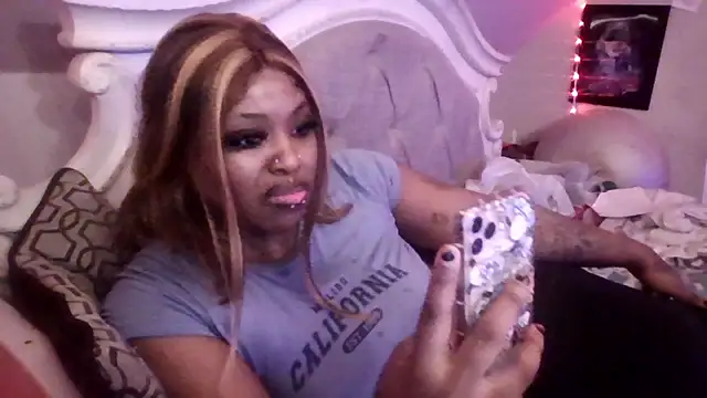 Dusaa  online show from January 14, 10:24 pm