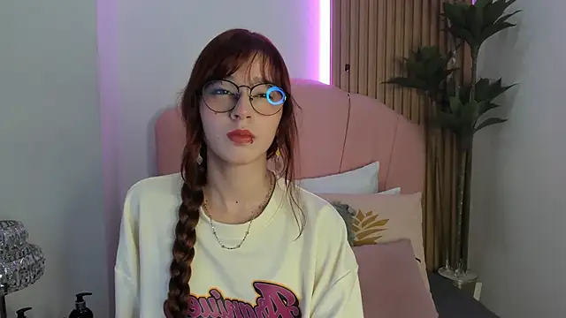 scarlett smith 3 online show from December 20, 2:58 am