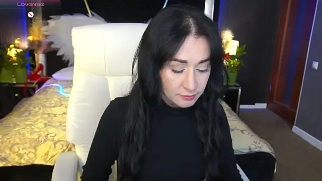 CarolinaaFoxyyy online show from April 12, 5:22 am