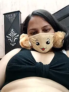 Kamna Hotty online show from January 18, 4:10 pm