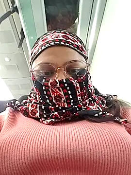 Kamna Hotty online show from December 5, 3:49 am