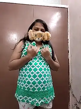 Kamna Hotty online show from December 2, 5:03 pm