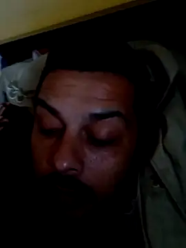 Snapshot of sexyhardman4you chatting on November 9, 9:13 am sexyhardman4you online show from November 9, 9:13 am