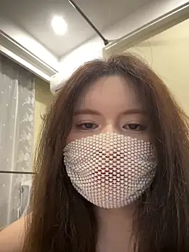 Snapshot of hoho-is chatting on June 30, 11:32 am hoho-is online show from June 30, 11:32 am