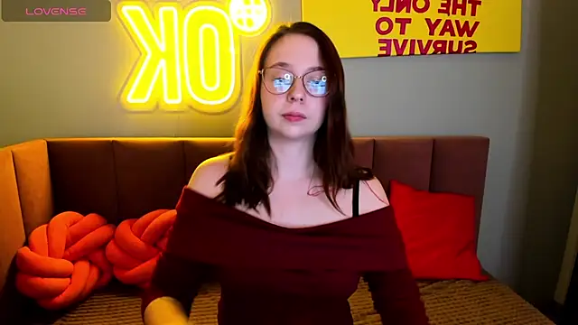 Erica Nelson online show from January 18, 2:15 am