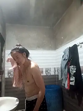 blonde blg online show from February 23, 12:50 pm