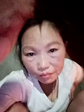 blonde blg online show from January 11, 12:45 pm