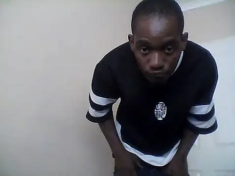 Snapshot of lilwepon chatting on November 9, 1:59 pm lilwepon online show from November 9, 1:59 pm