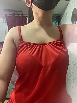 Red Queen 11 online show from March 10, 6:45 pm
