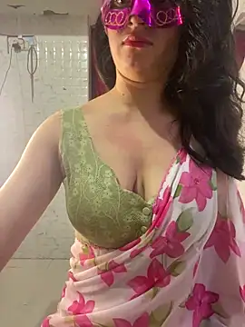 Red Queen 11 online show from November 24, 5:57 pm