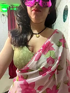 Red Queen 11 online show from December 15, 7:31 pm