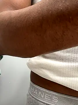 Snapshot of Mr_Sirthedom chatting on November 14, 9:13 am Mr Sirthedom online show from November 14, 9:13 am