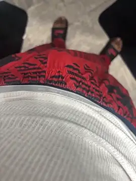 Snapshot of Mr_Sirthedom chatting on November 17, 6:23 pm Mr Sirthedom online show from November 17, 6:23 pm