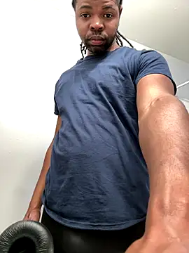 Snapshot of Mr_Sirthedom chatting on November 28, 8:03 am Mr Sirthedom online show from November 28, 8:03 am