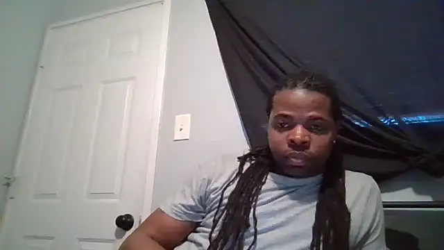 Snapshot of Mr_Sirthedom chatting on December 4, 12:31 am Mr Sirthedom online show from December 4, 12:31 am