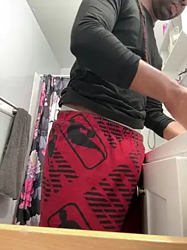 Snapshot of Mr_Sirthedom chatting on November 12, 6:34 pm Mr Sirthedom online show from November 12, 6:34 pm