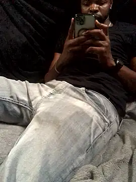 Snapshot of Mr_Sirthedom chatting on January 7, 7:41 pm Mr Sirthedom online show from January 7, 7:41 pm