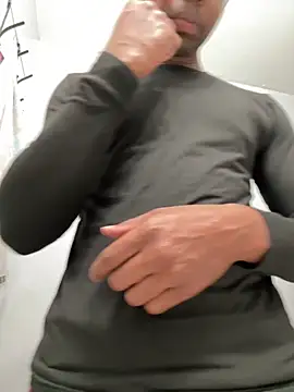 Snapshot of Mr_Sirthedom chatting on November 12, 6:28 am Mr Sirthedom online show from November 12, 6:28 am